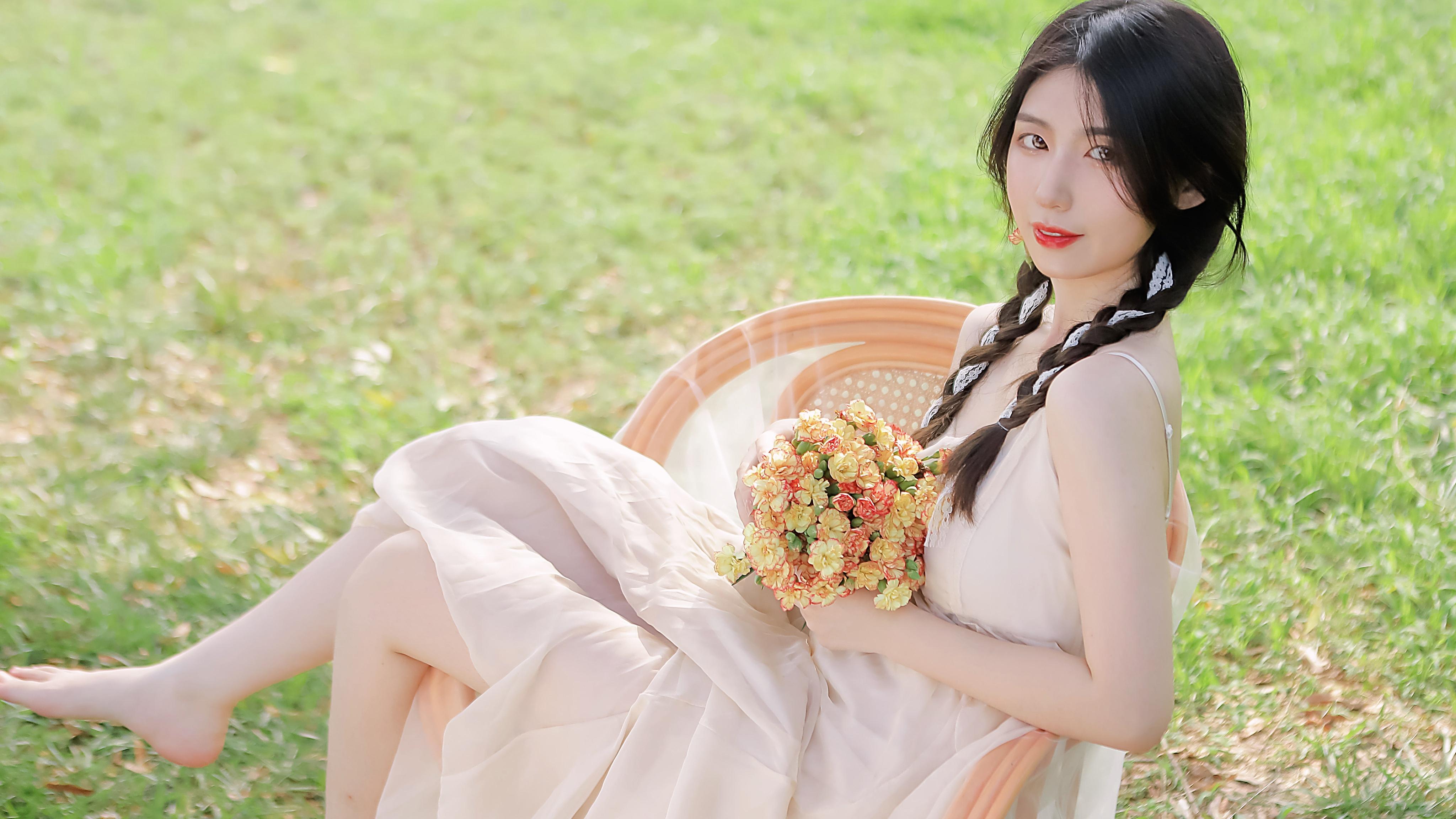 （寻味中华｜非遗）千丝万缕织锦绣 草原华裳叙史诗